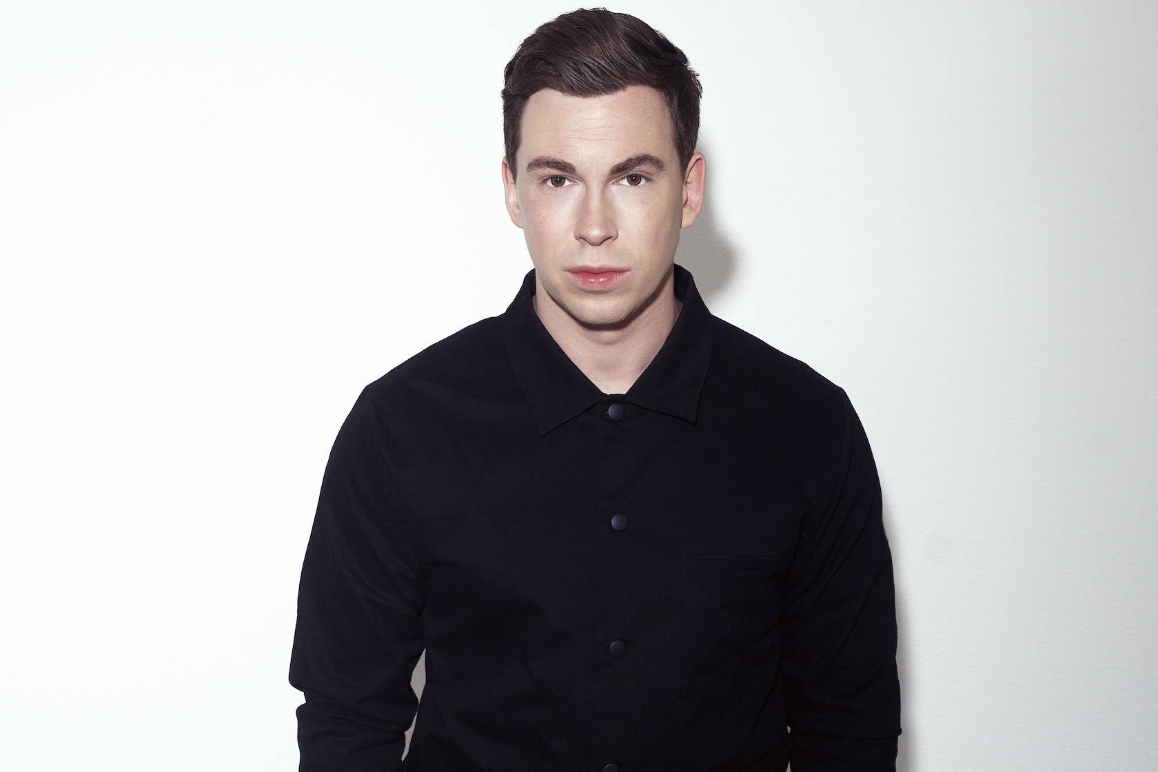 Hardwell’s back with WhatsApp! We look back at some of his other tech innovations..
